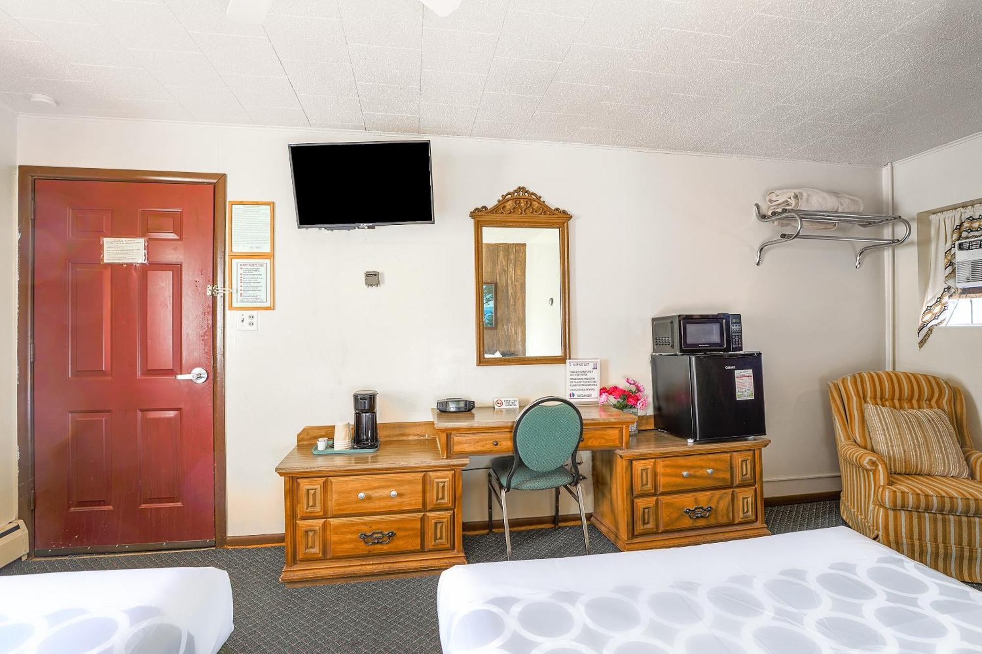 Love Hotels Silver Street By Oyo At Hurley Wi エクステリア 写真