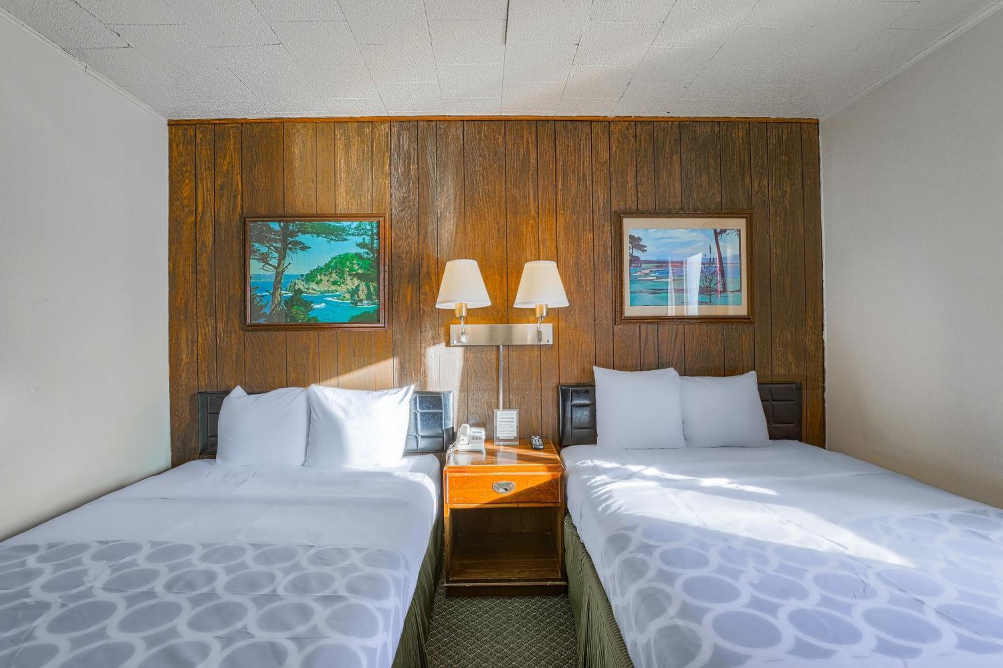 Love Hotels Silver Street By Oyo At Hurley Wi エクステリア 写真